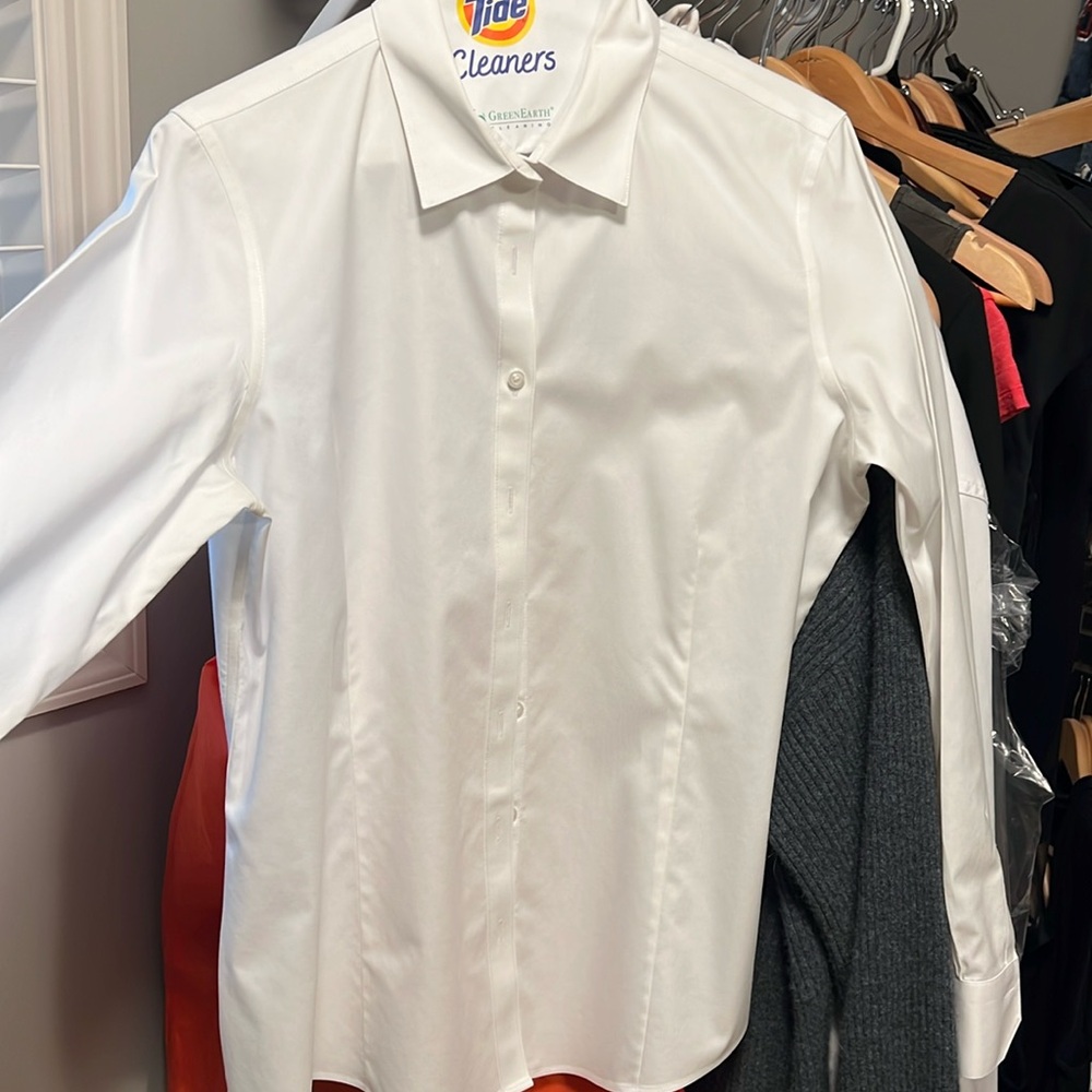 Women’s no iron white Brooks Brothers size 10 button up shirt